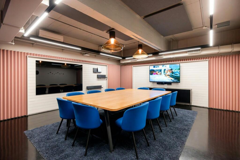 RH_MeetingRoom_Data_0072.jpg