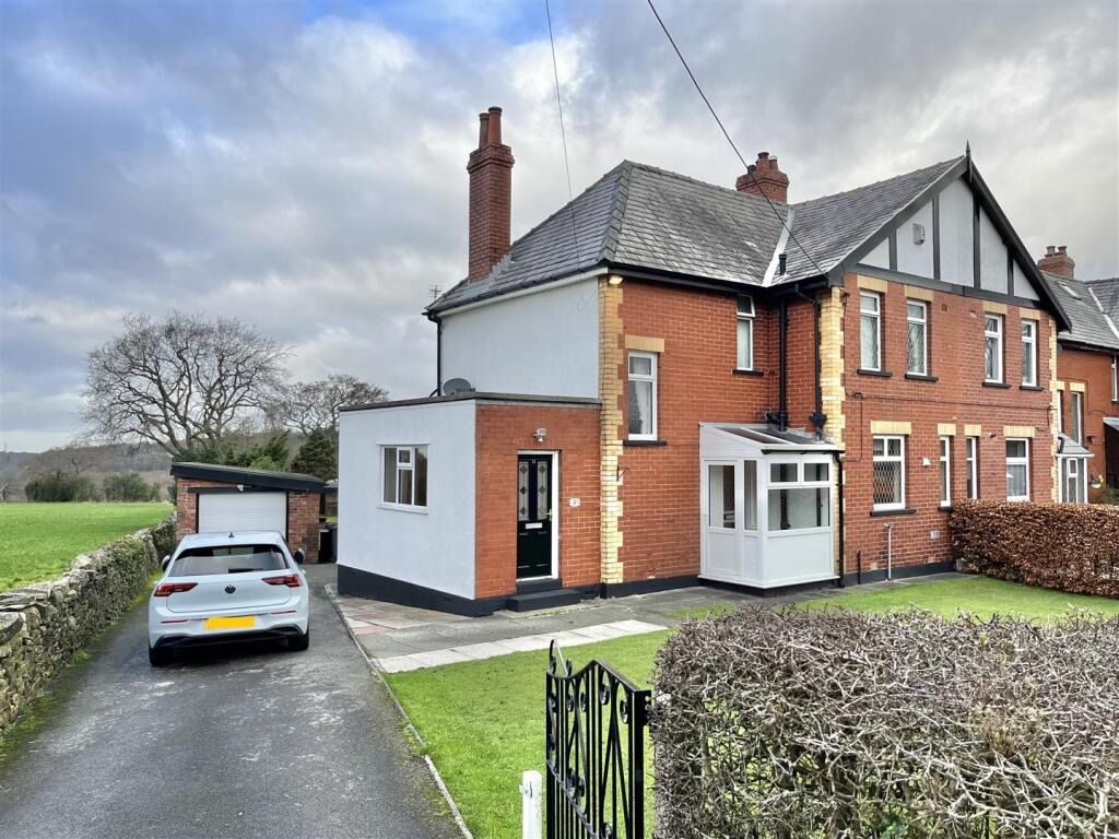 Main image of property: Glossop Road, Charlesworth, Glossop