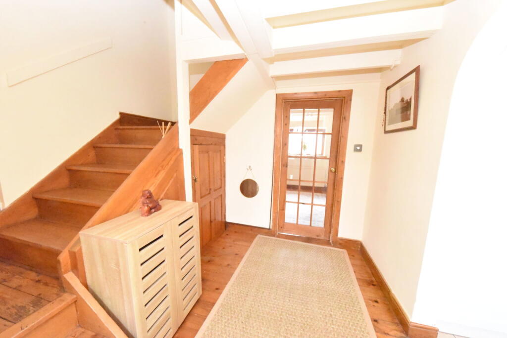 House in Birmingham, West Midlands - More