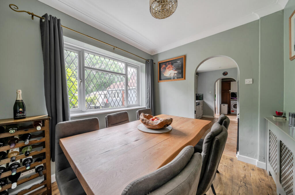 House in Guildford, Surrey - View 5