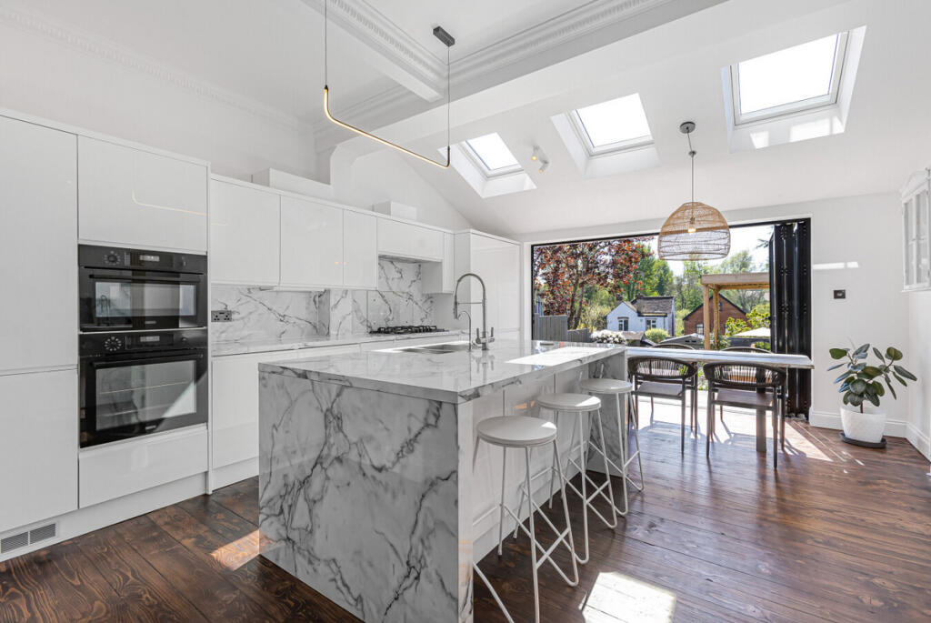 Additional image 11 of Salisbury Road, Harpenden, AL5