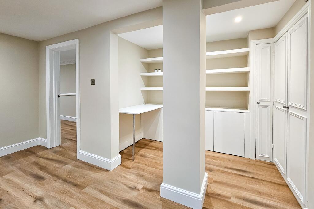 Garden Flat, 25 Kings Road, Harrogate, HG1 5JY - View 6