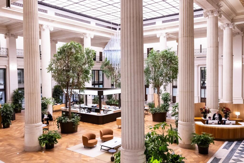 Main image of property: 41 Lothbury, London, EC2R 7HF