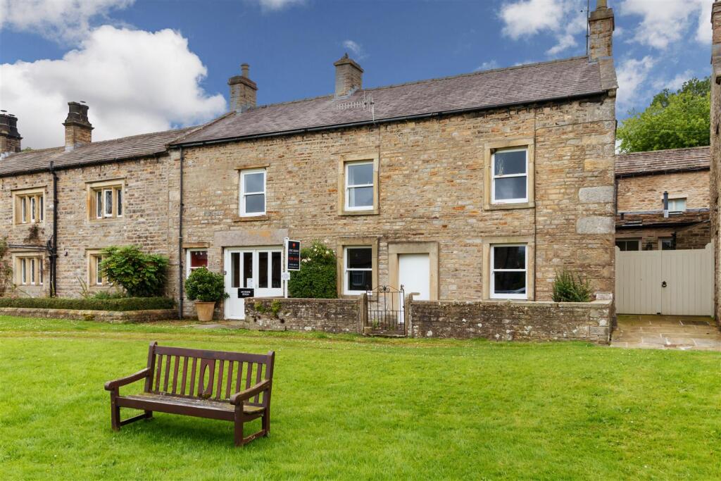 Main image of property: Moorside, West Burton, Leyburn DL8 4JW
