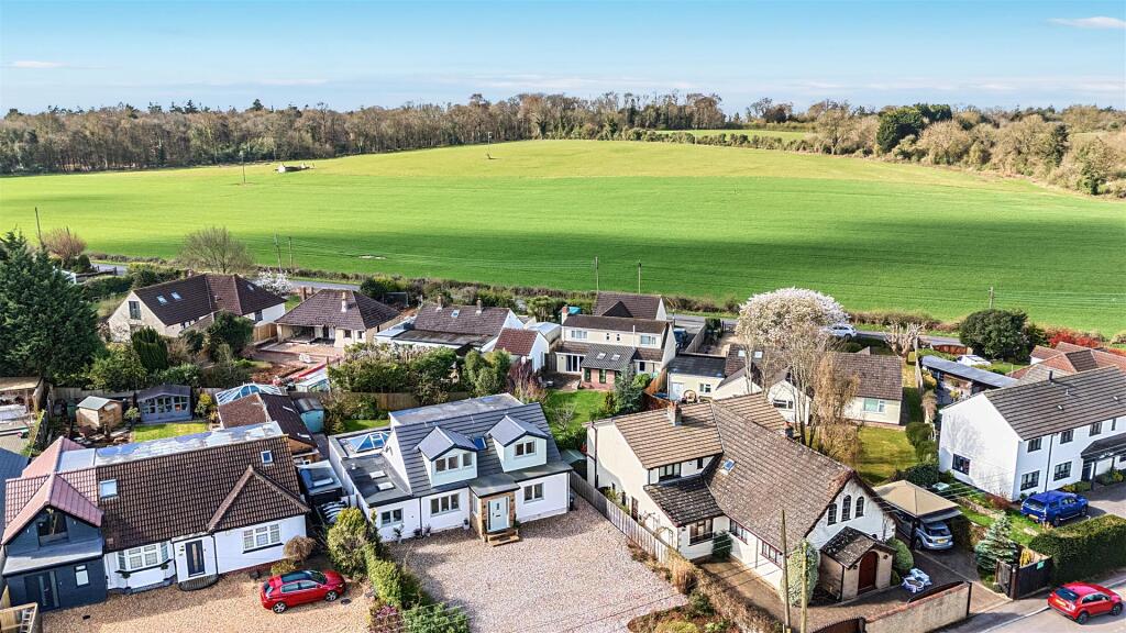 Main image of property: Stunning detached contemporary home in prime Failand position