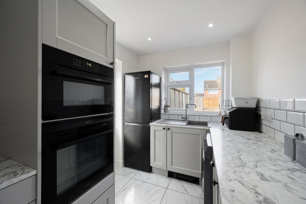 Fifth Avenue in Grantham - View 4