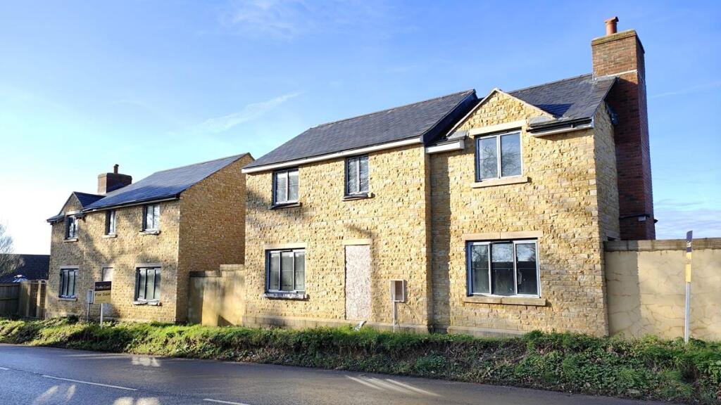 6-bed detached on Site adjacent to Quarr Lane Park Bristol Road Sherborne, £375,000