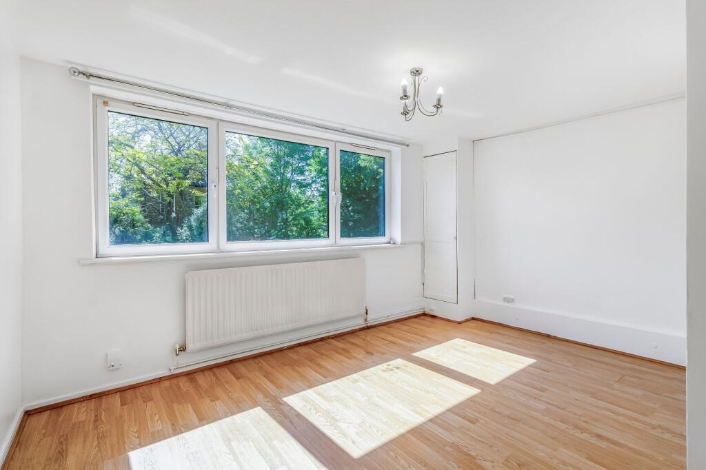 Main image of property: Camden Road, Islington, London, N7