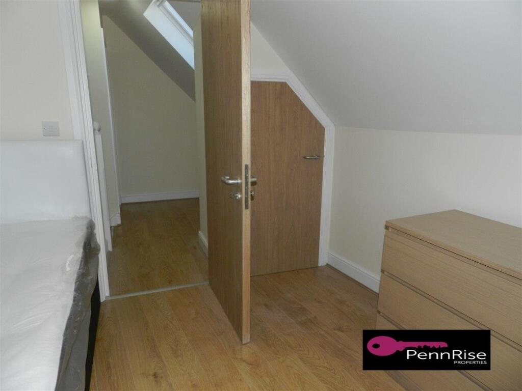 Apartment in Cardiff - View 3