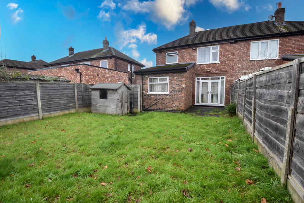 Clevedon Avenue, Urmston, M41 – pohled 2
