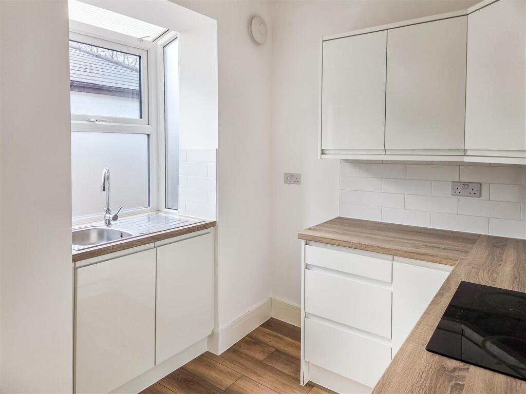 House in Hyndburn, Alleytroyds, Scaitcliffe - View 4