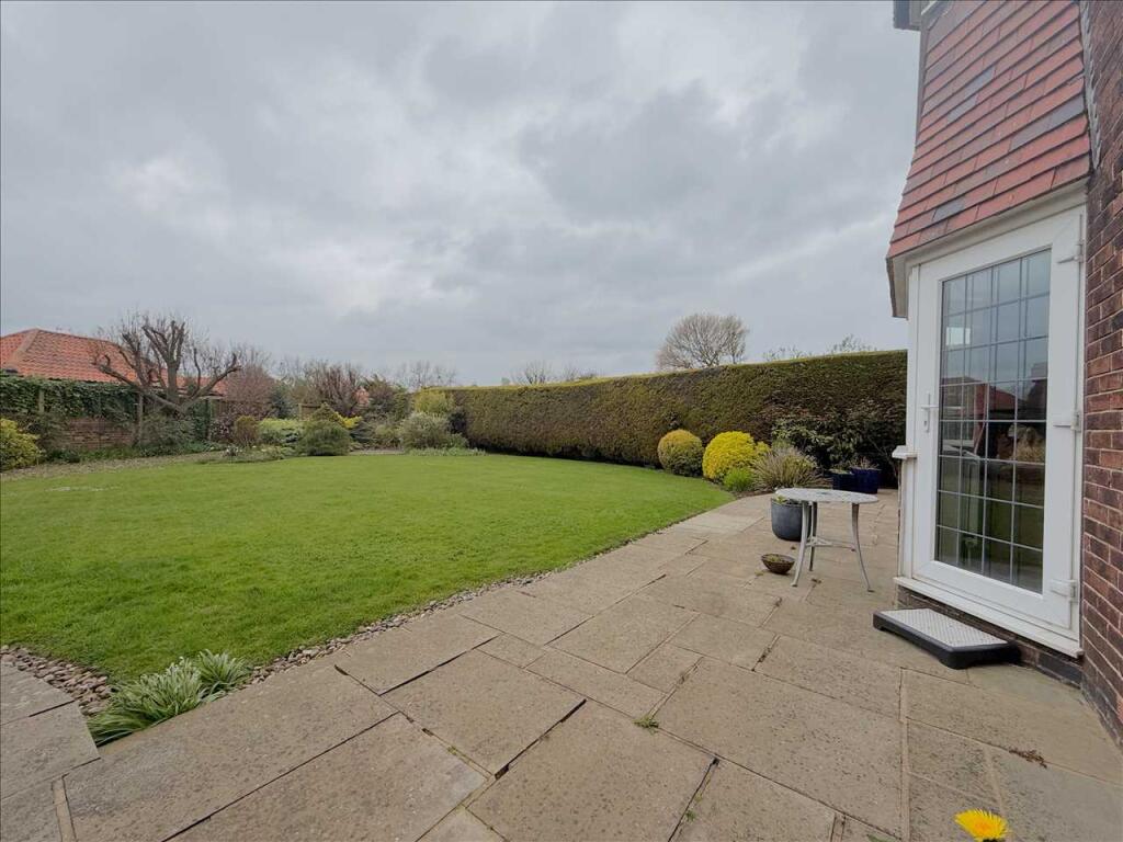House in Filey, North Yorkshire - More