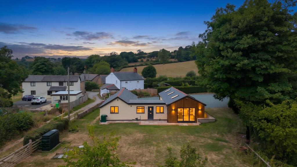 Main image of property: Drefechan, Pen-Y-Cae, LL14