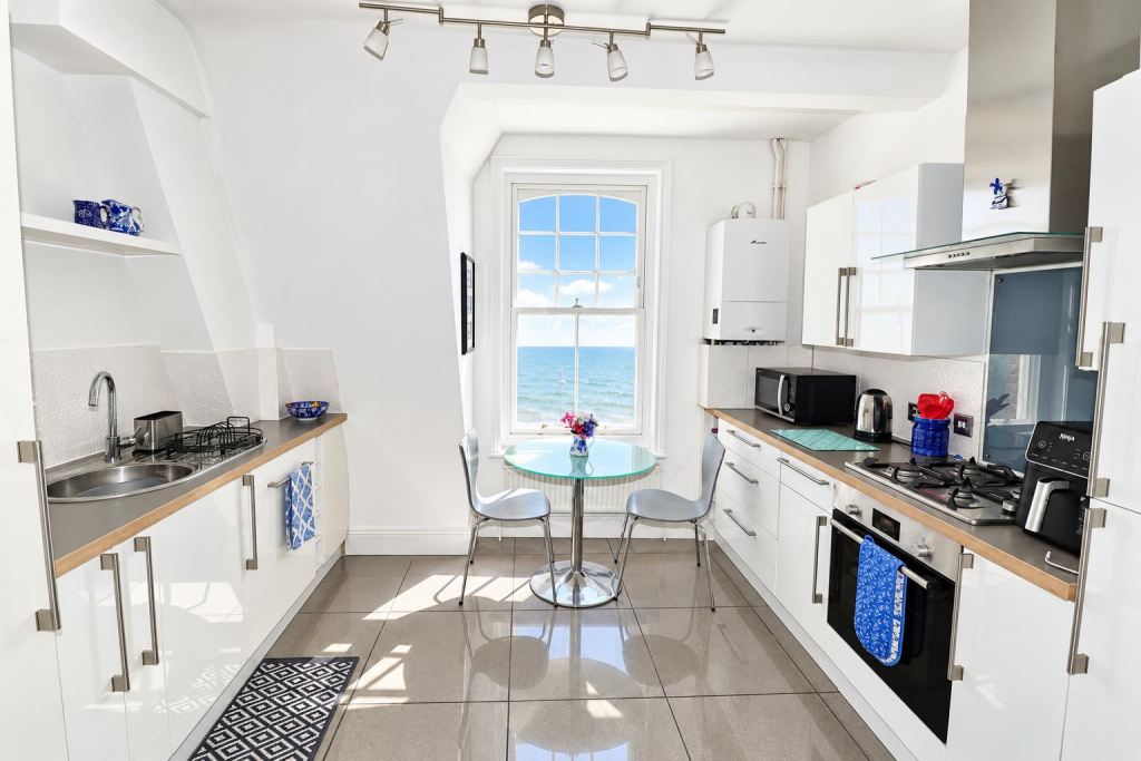 Apartment in Tonbridge - View 5