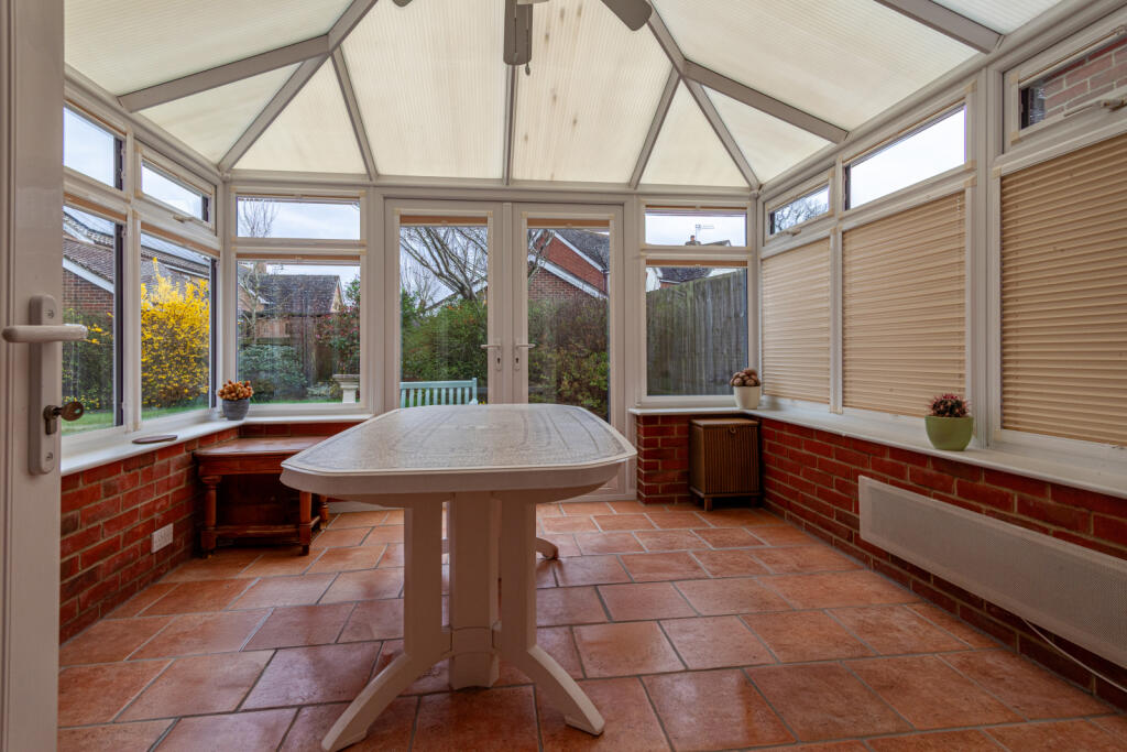 Knight Road, Rendlesham, IP12 2GR photo 4