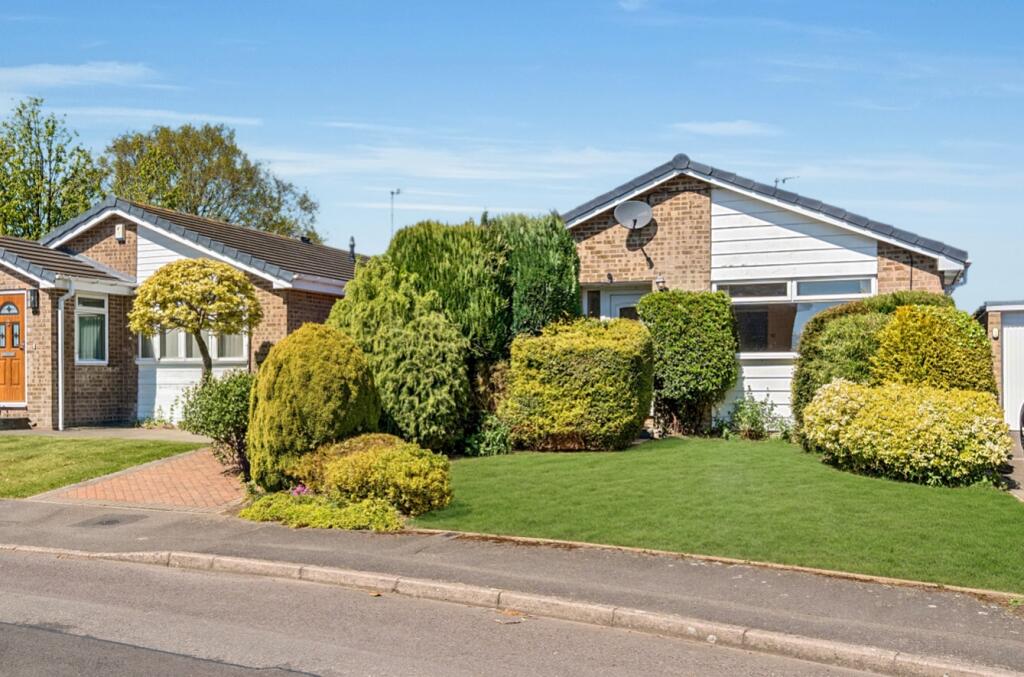 Main image of property: Kendal Drive, Dronfield Woodhouse, Dronfield, Derbyshire, S18