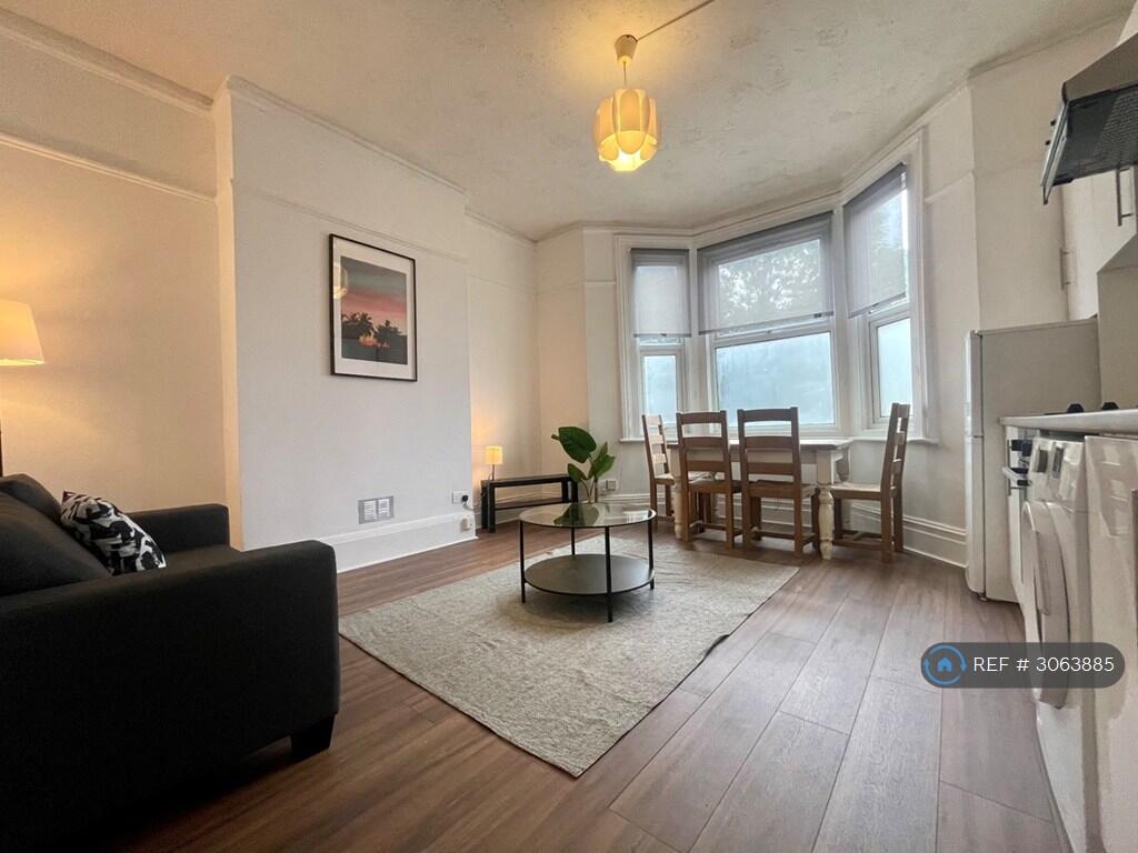 Main image of property: South Norwood Hill, London, SE25