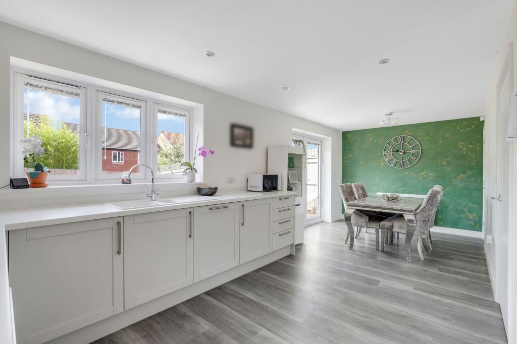 House in Gedling, Bestwood Village - View 5