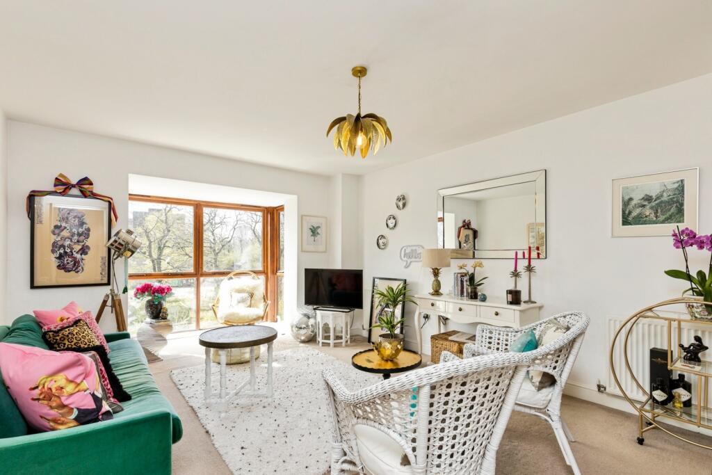 Main image of property: Commonwealth Drive, Crawley, West Sussex, RH10