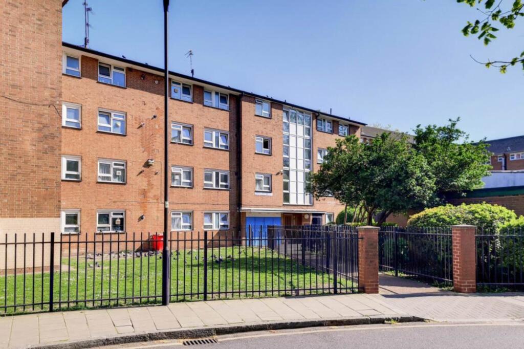Apartment in London - View 3