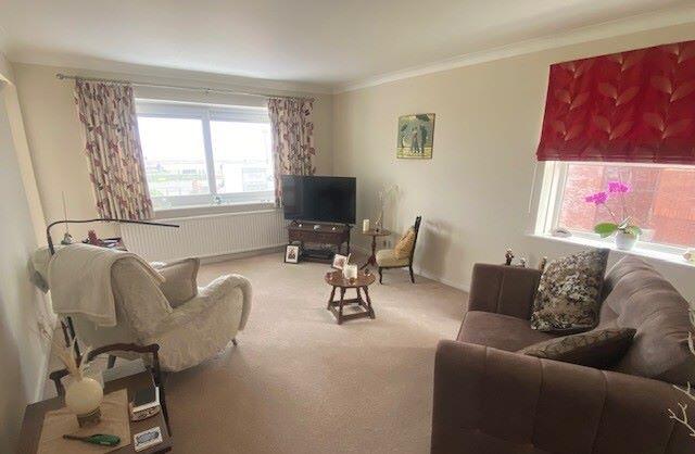 Apartment in Worthing, West Sussex - View 3