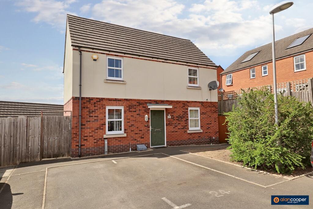 3-bed detached on 25, Seven Foot Lane, £264,500