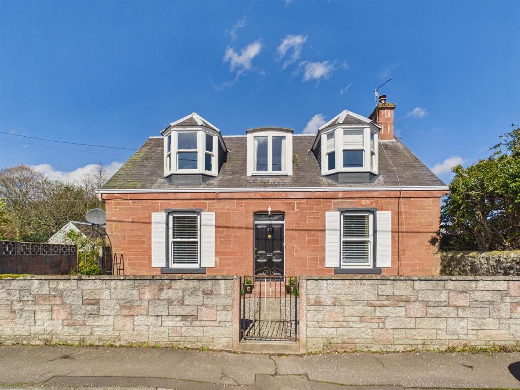 Main image of property: 12 Cambridge Street, Alyth, Blairgowrie, PH11 8AW