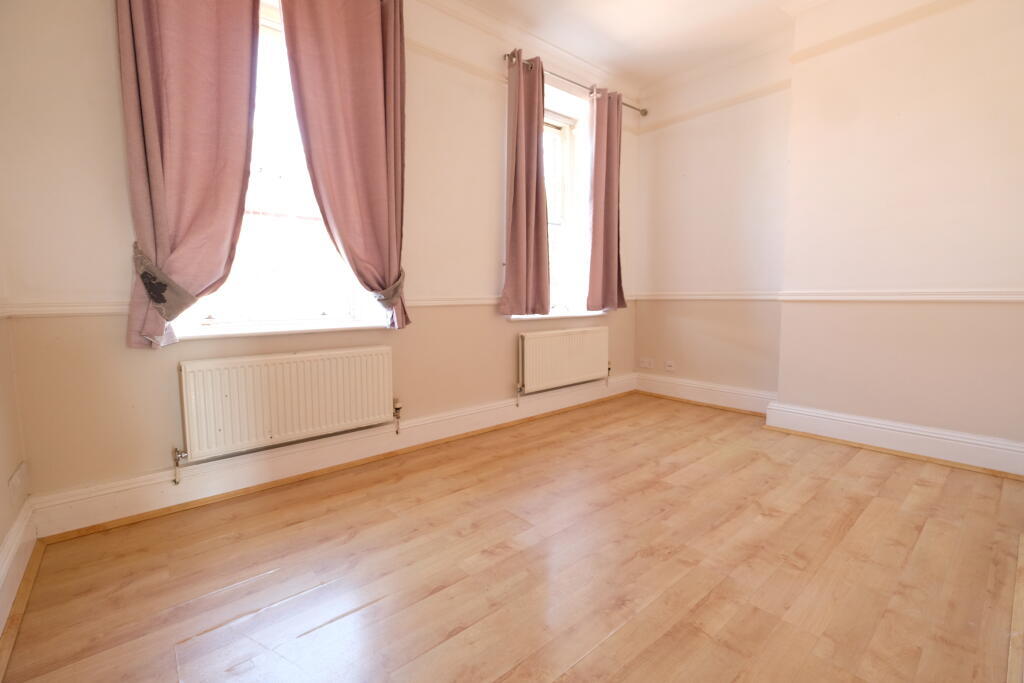 Apartment in Southampton - More
