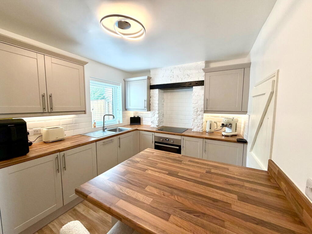 House in Rochester - View 4