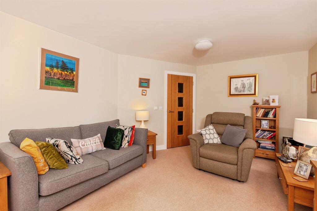 Apartment in TROWBRIDGE - View 2