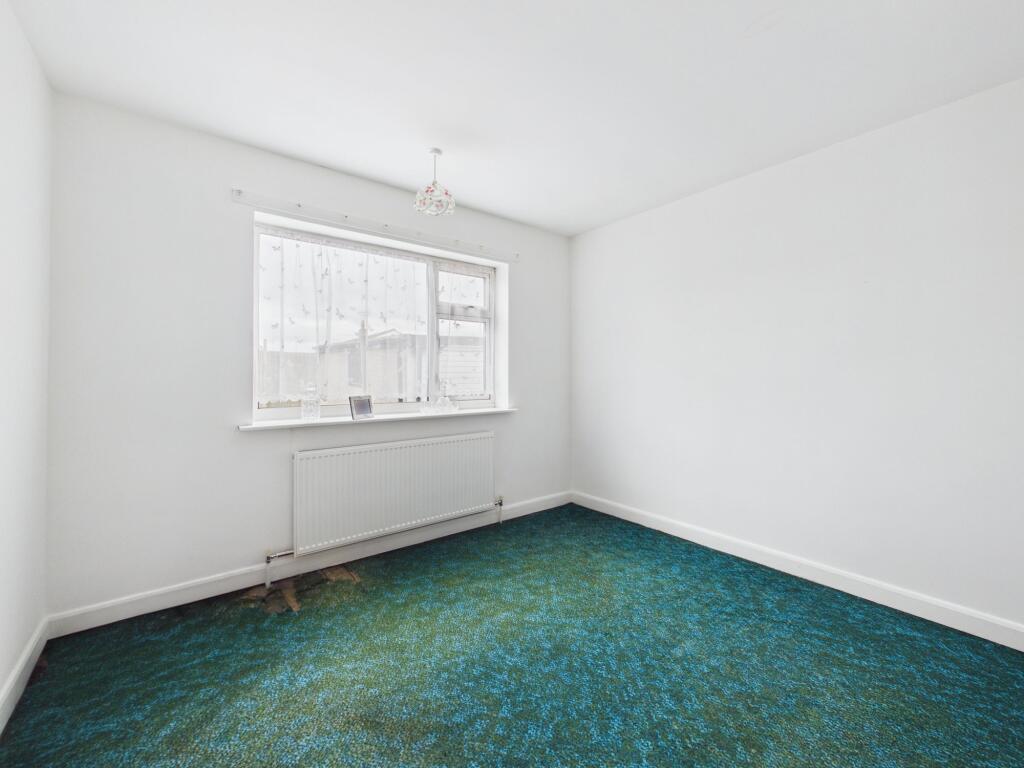 Lindholme Way, Sutton-in-Ashfield, Nottinghamshire - More