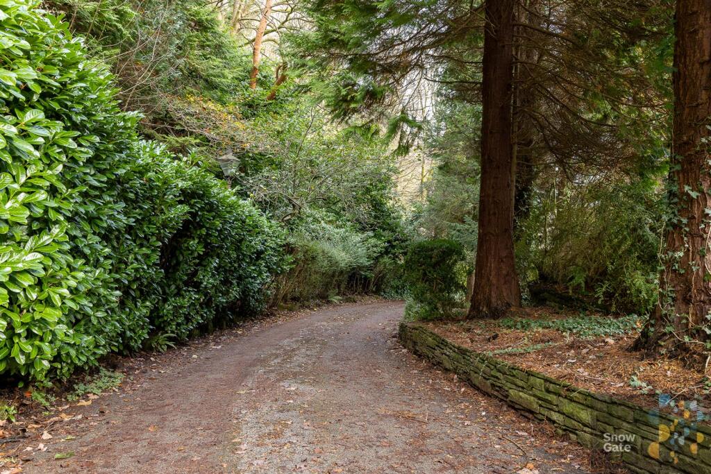 Binns Wood, Binns Lane, Holmfirth HD9 photo 4