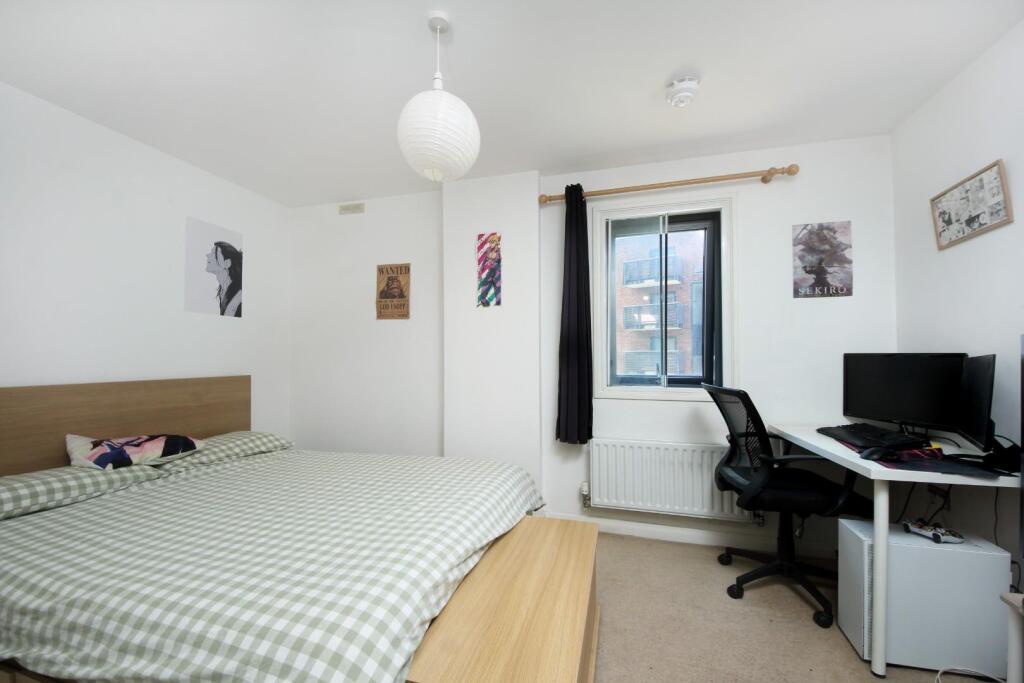 Apartment in London - View 5