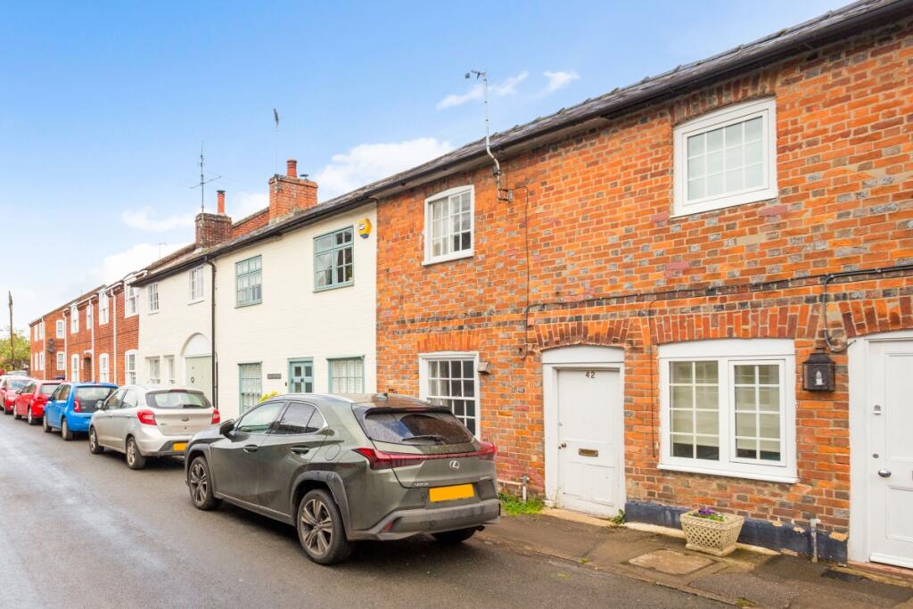 Main image of property: High Street Ramsbury SN8