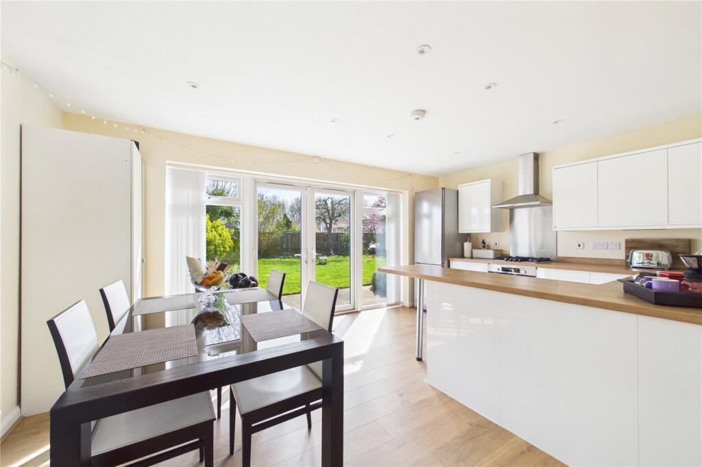 Ashampstead Road, Reading, Berkshire, RG30 - View 2