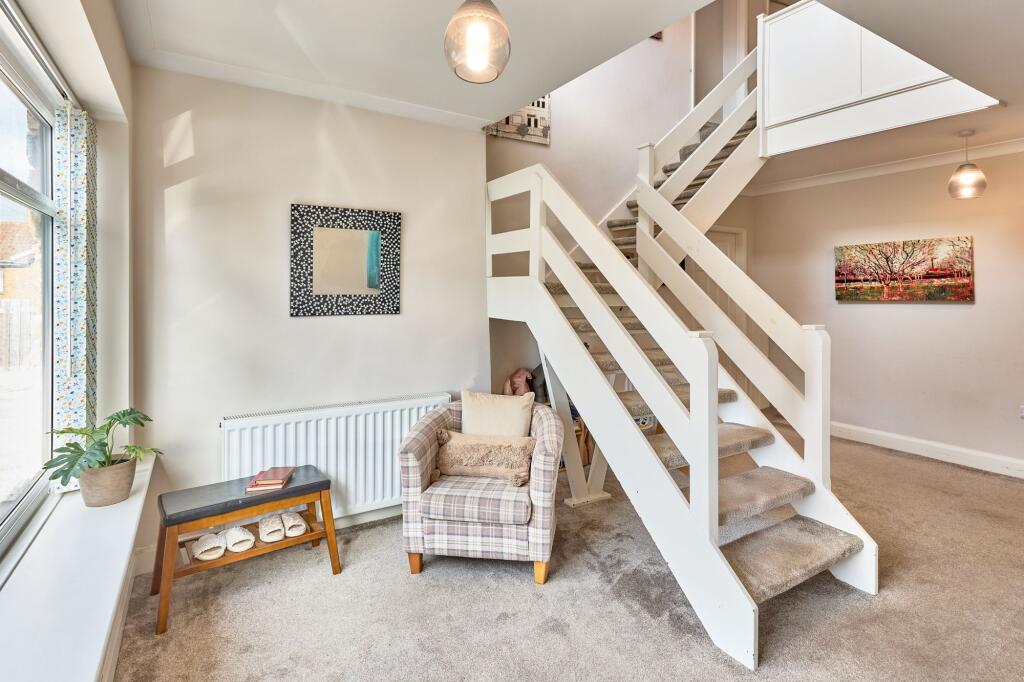 House in Wakefield - View 4