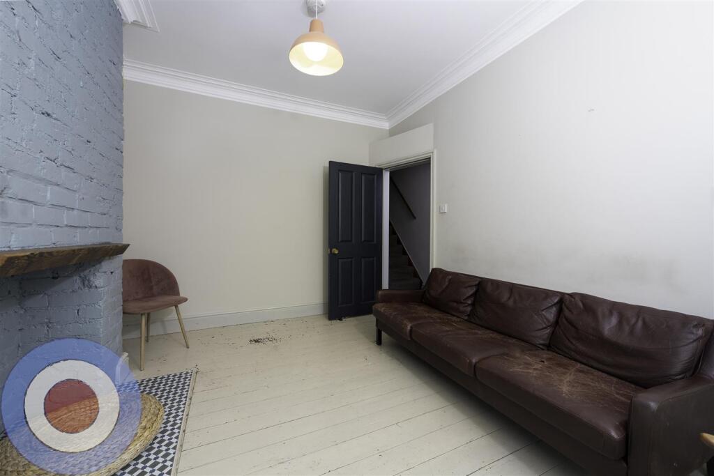 1 bedroom house for rent