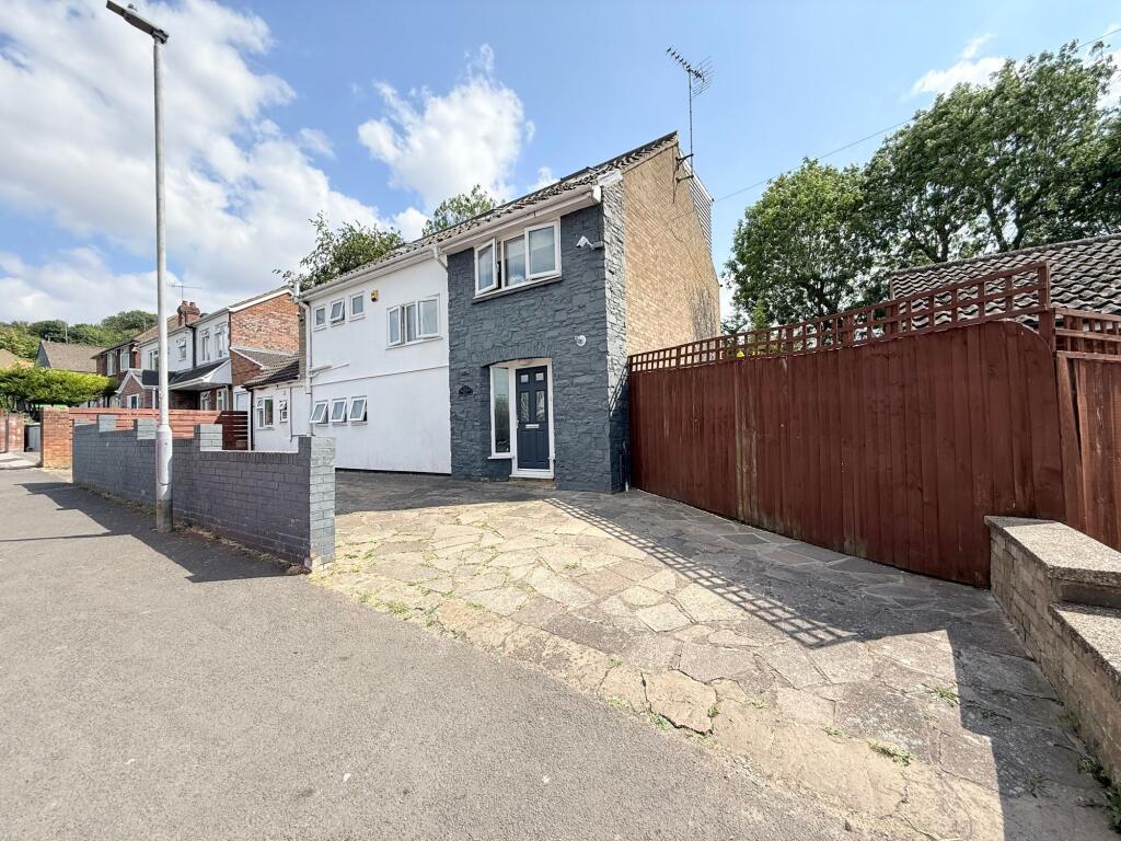 Main image of property: Bradgers Hill Road, Luton, LU2