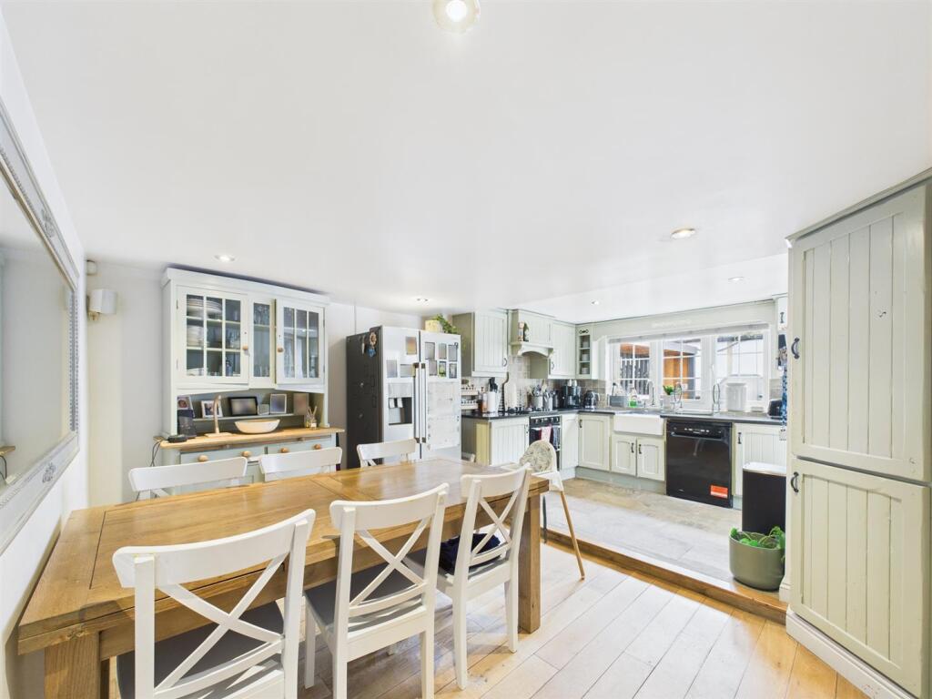 Inglenook Cottage, Main Street, Weston-On-Trent, DE72 2BL photo 4