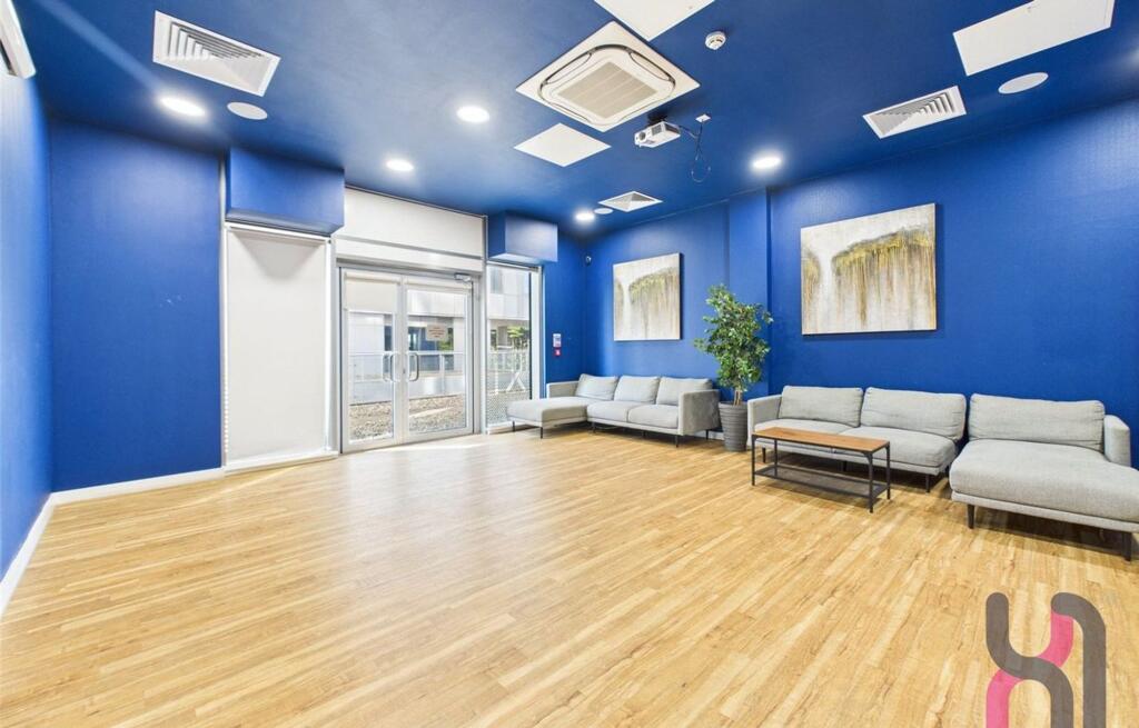 Apartment in Manchester - More