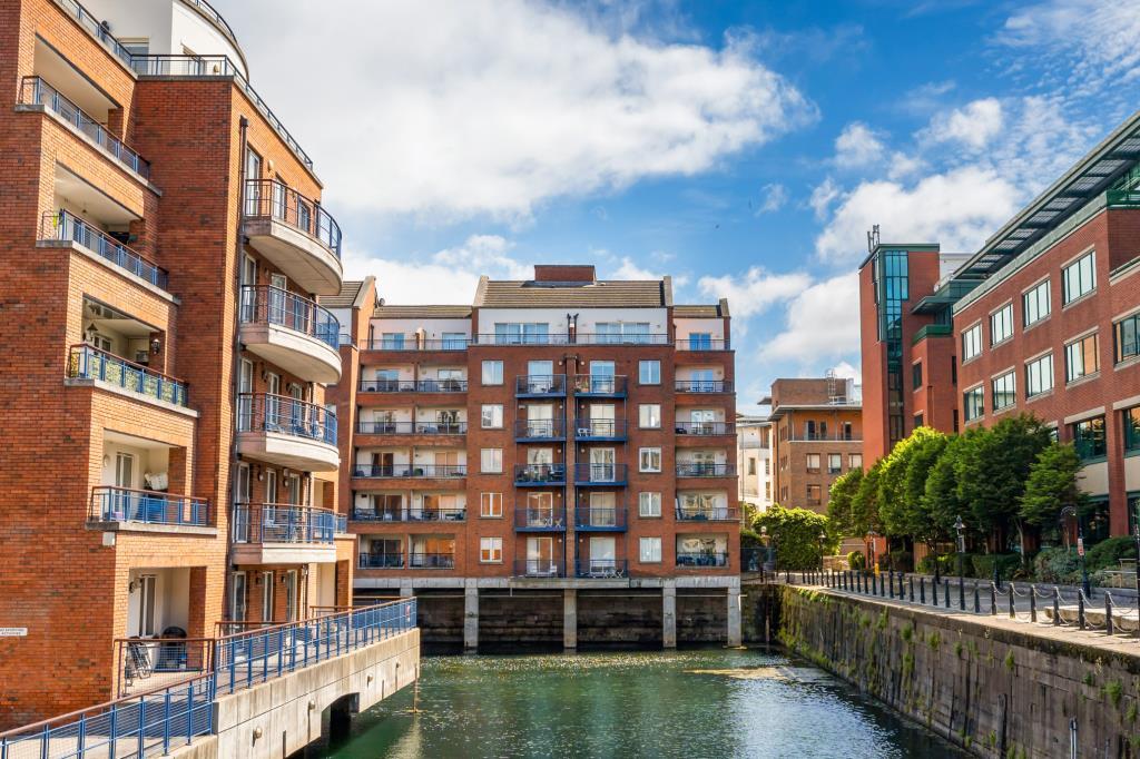 Main image of property: 208 Tuskar Rock, Custom House Harbour, IFSC, Dublin 1, D01 WC89