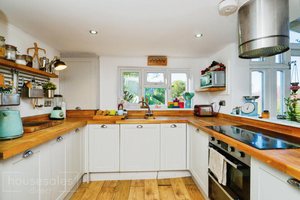Westfield Road, Birchington, CT7 photo 2