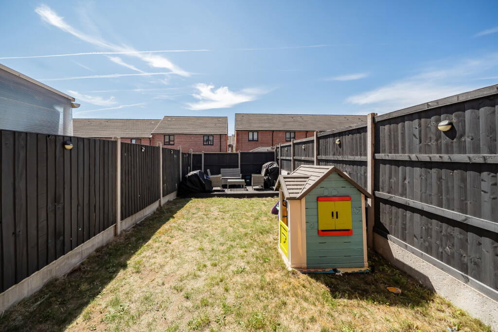 House in Romford - View 4