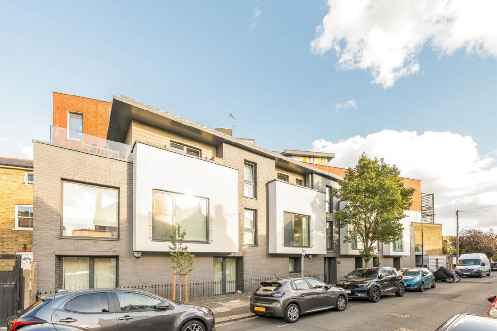 Main image of property: Denehurst Gardens, Acton