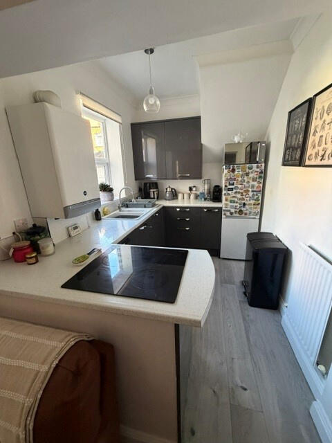 Apartment in South Tyneside, North East - View 3