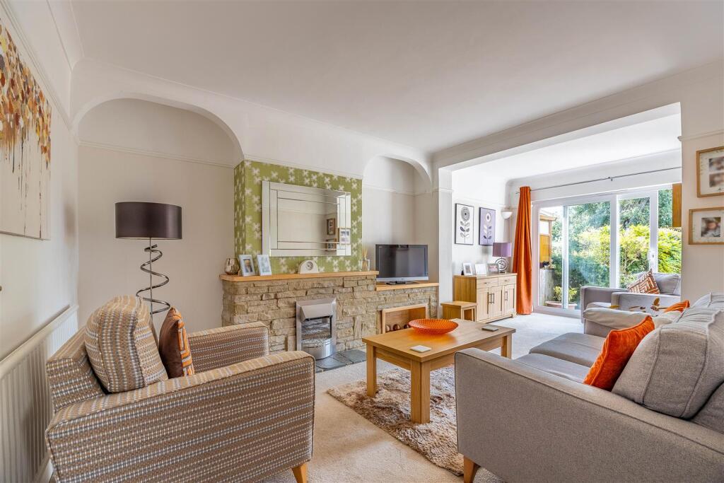 House in Rochford - View 2