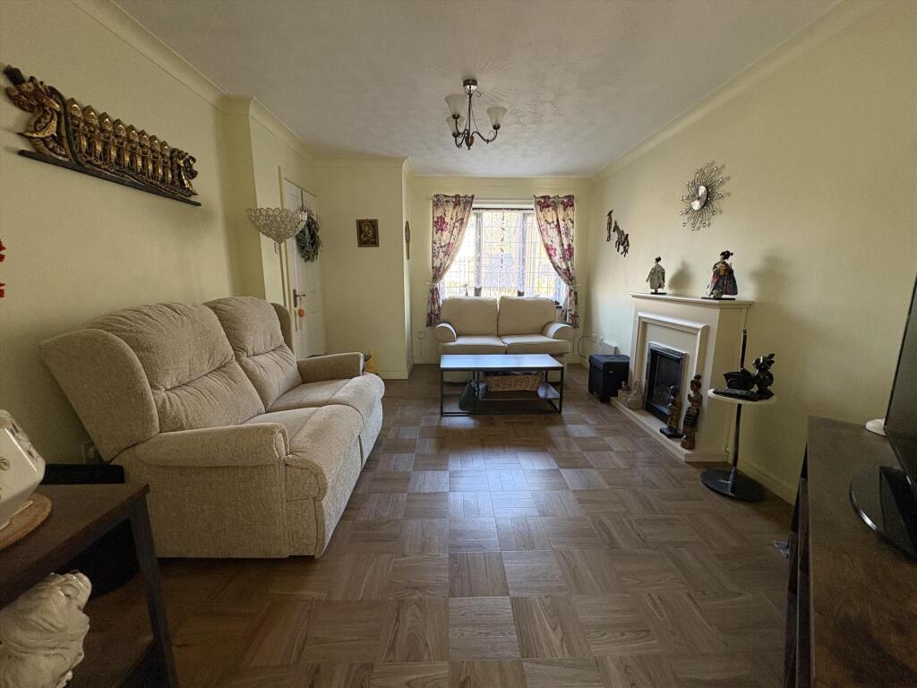 Summerfield, Leyland photo 3