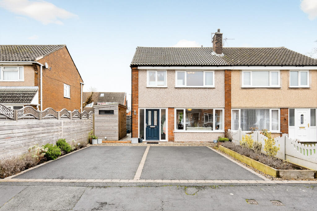 Main image of property: The Turnpike, Preston, PR2 3