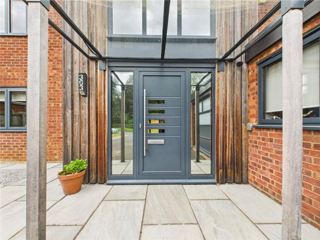 House in Ipswich - View 4