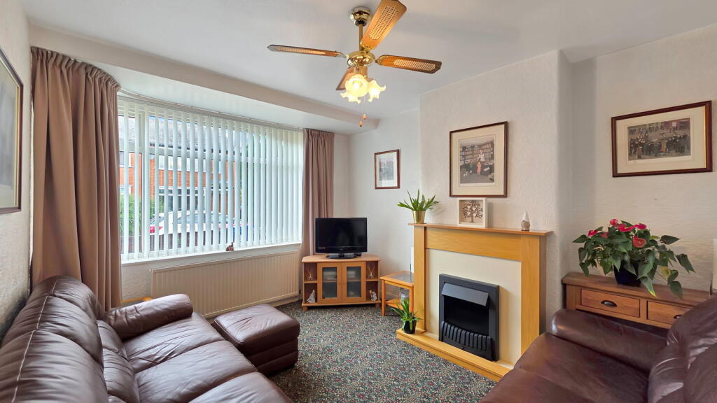 Lindsay Avenue, Swinton M27 5SD photo 2